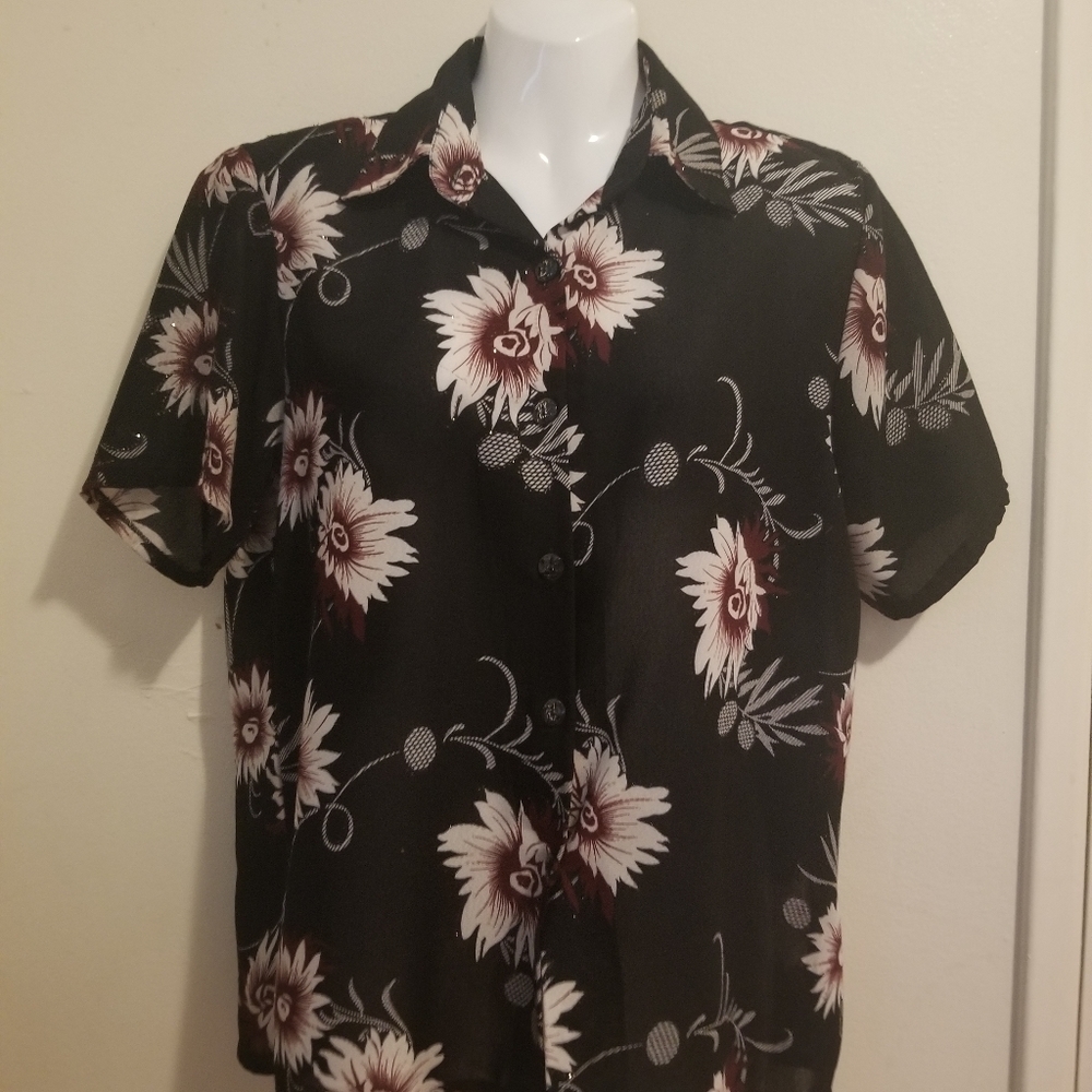 TC FASHION ..FLORAL BLOUSE..